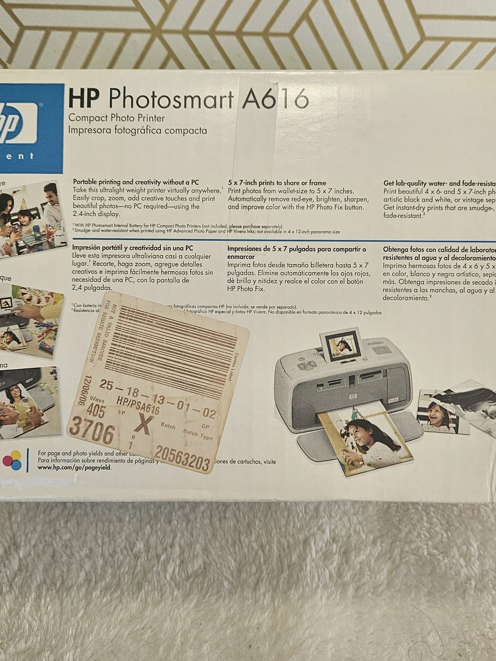 HP Photosmart A616 Compact Photo Printer - White and Gray